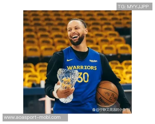 库里荣膺12月23日NBA最佳球员展现超凡实力引发热议